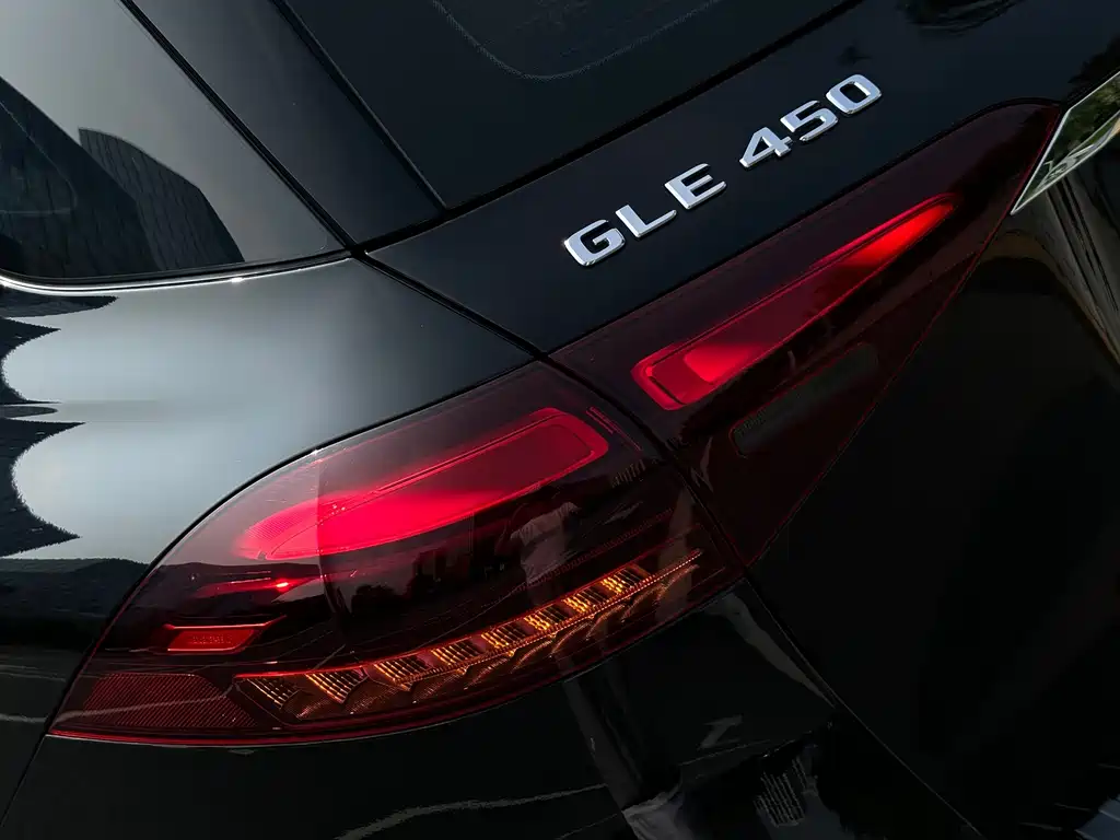 Mercedes-Benz GLE 2023 — фото 17