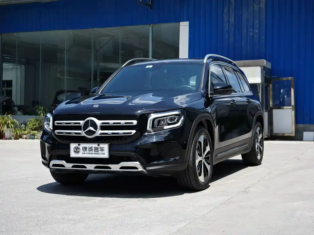 Mercedes-Benz GLB 2023