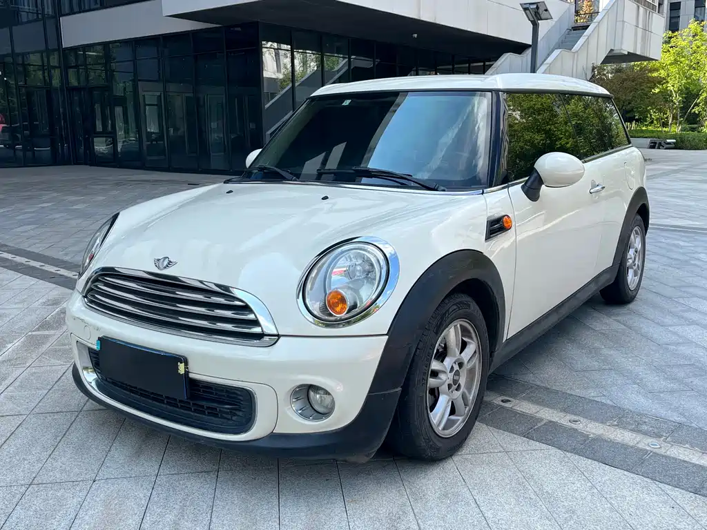 MINI Clubman 2013