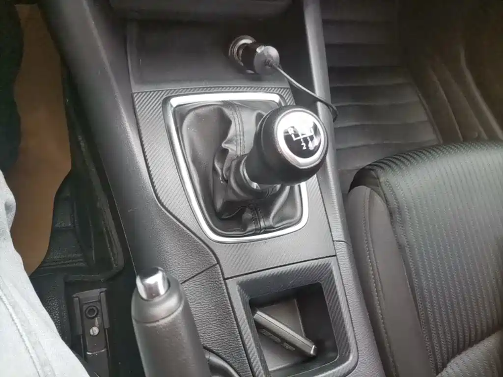 Mazda 3 Axela 2015 — фото 14