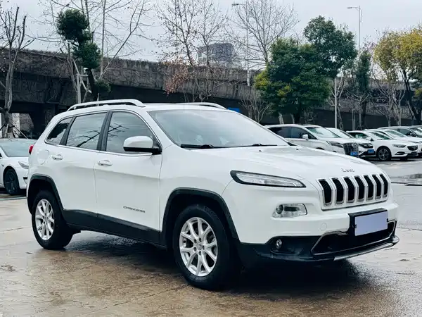 Jeep Cherokee 2017