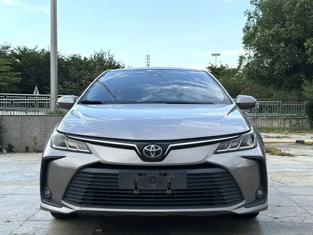Toyota Corolla 2020 — фото 3