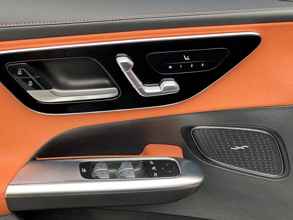Mercedes-Benz GLC 2023 — фото 15