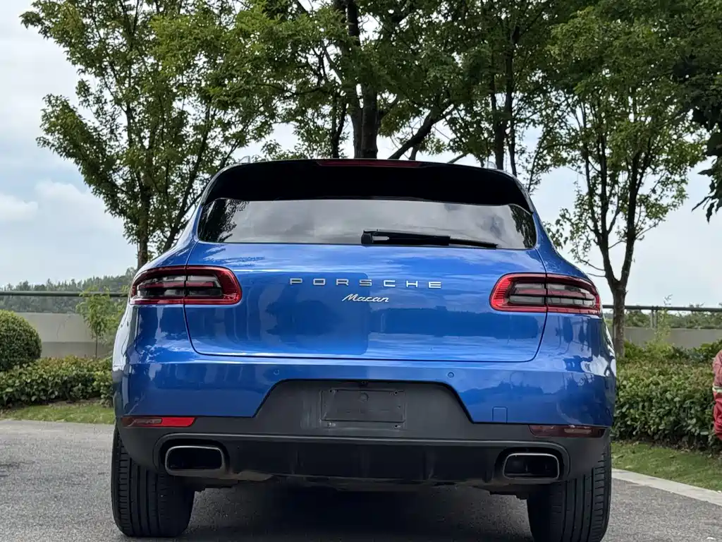 Porsche Macan 2016