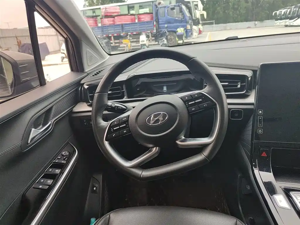 Hyundai Custo 2023 — фото 3
