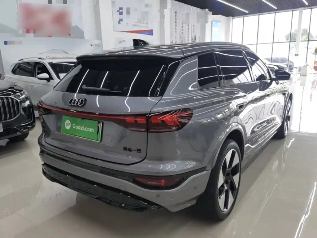 Audi Q6L e-tron 2025