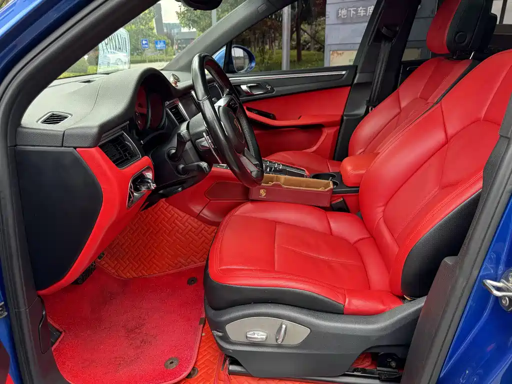 Porsche Macan 2016