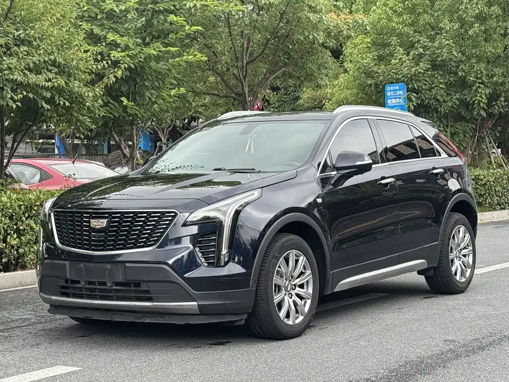Cadillac XT4 2020 — фото 1