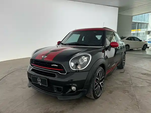 MINI JCW PACEMAN 2014