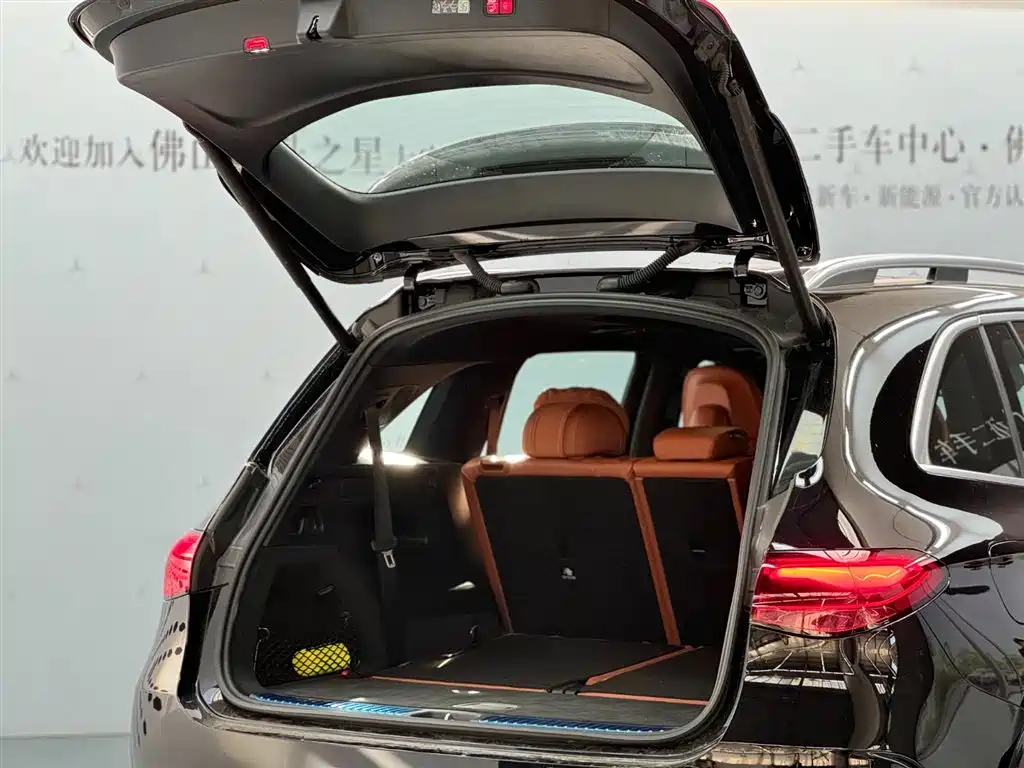 Mercedes-Benz GLC 2024