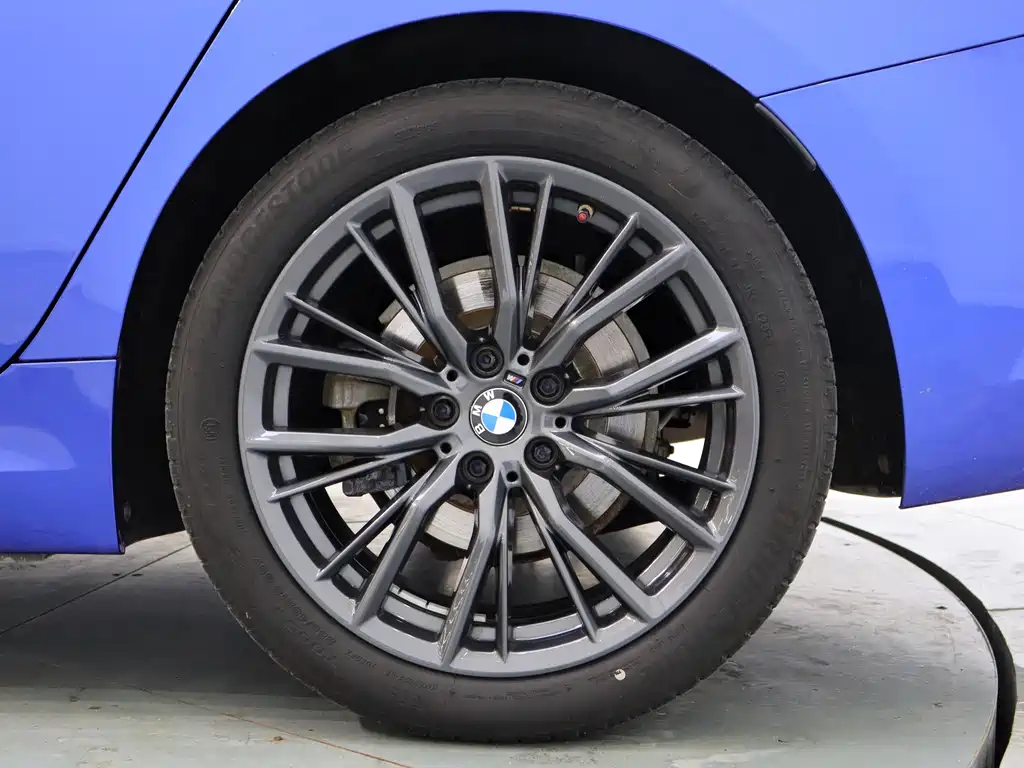 BMW 3 Series 2020 — фото 10
