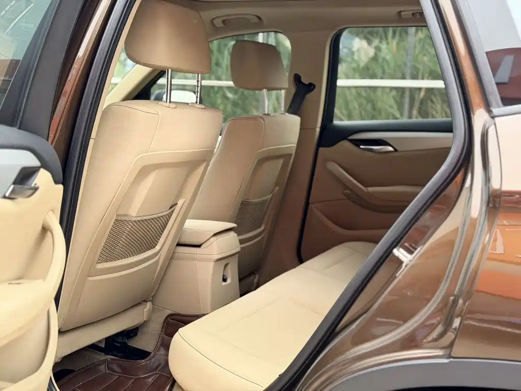 BMW X1 2013