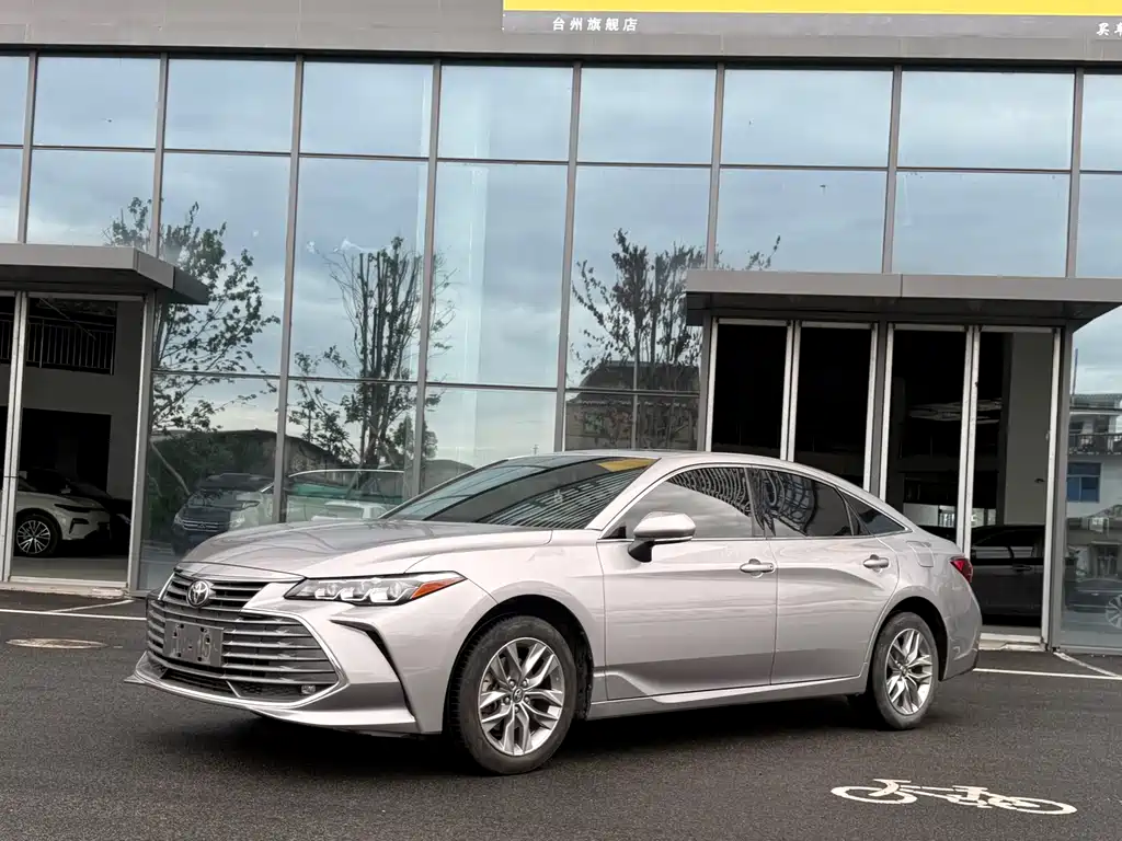 Toyota Avalon 2022