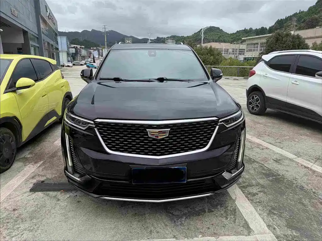 Cadillac XT6 2021 — фото 2