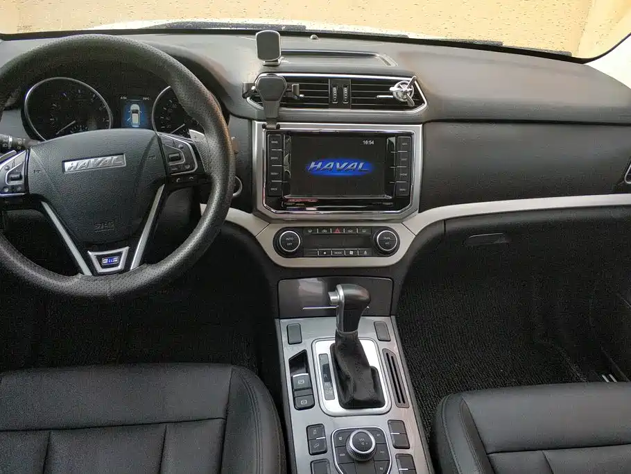 Haval H6 Coupe 2017 — фото 12