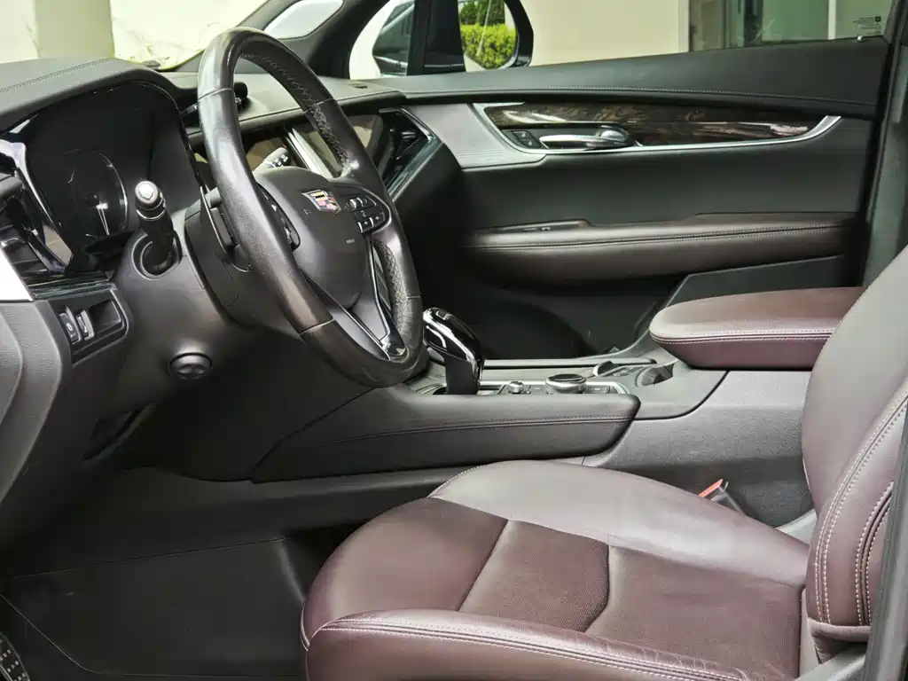 Cadillac XT6 2021