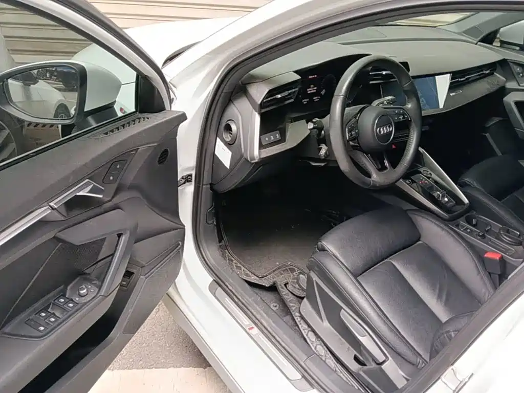 Audi A3 2021 — фото 16
