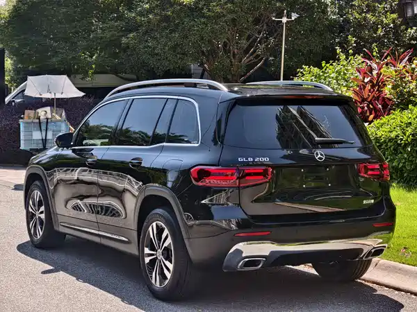 Mercedes-Benz GLB 2024