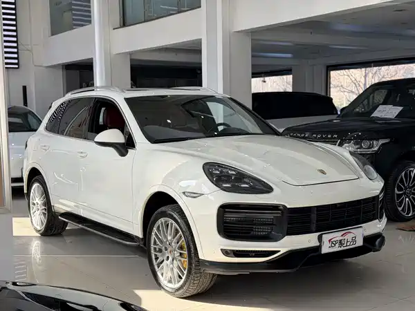 Porsche Cayenne 2011