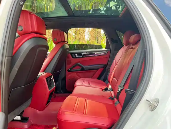 Porsche Cayenne 2019