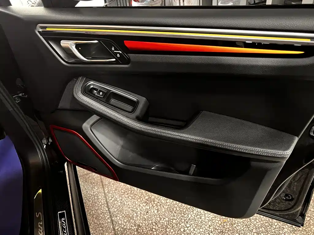 Porsche Macan 2020 — фото 52