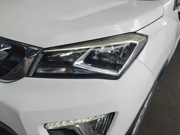 Changan CS15 2017