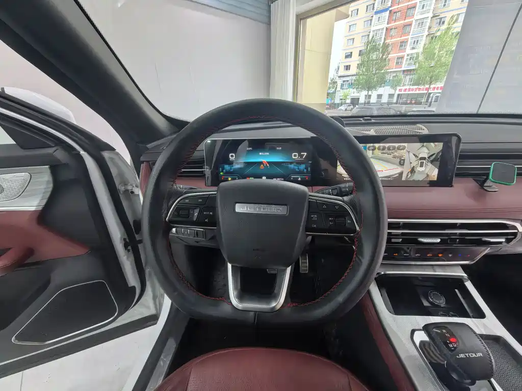Jetour Jietu X70 PLUS 2023 — фото 13