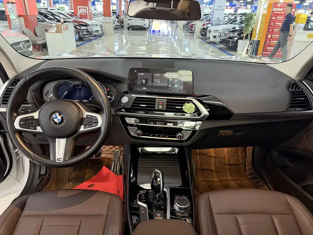 BMW X3 2018 — фото 11