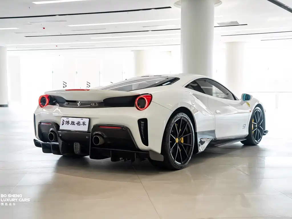 Ferrari 488 2019 — фото 22