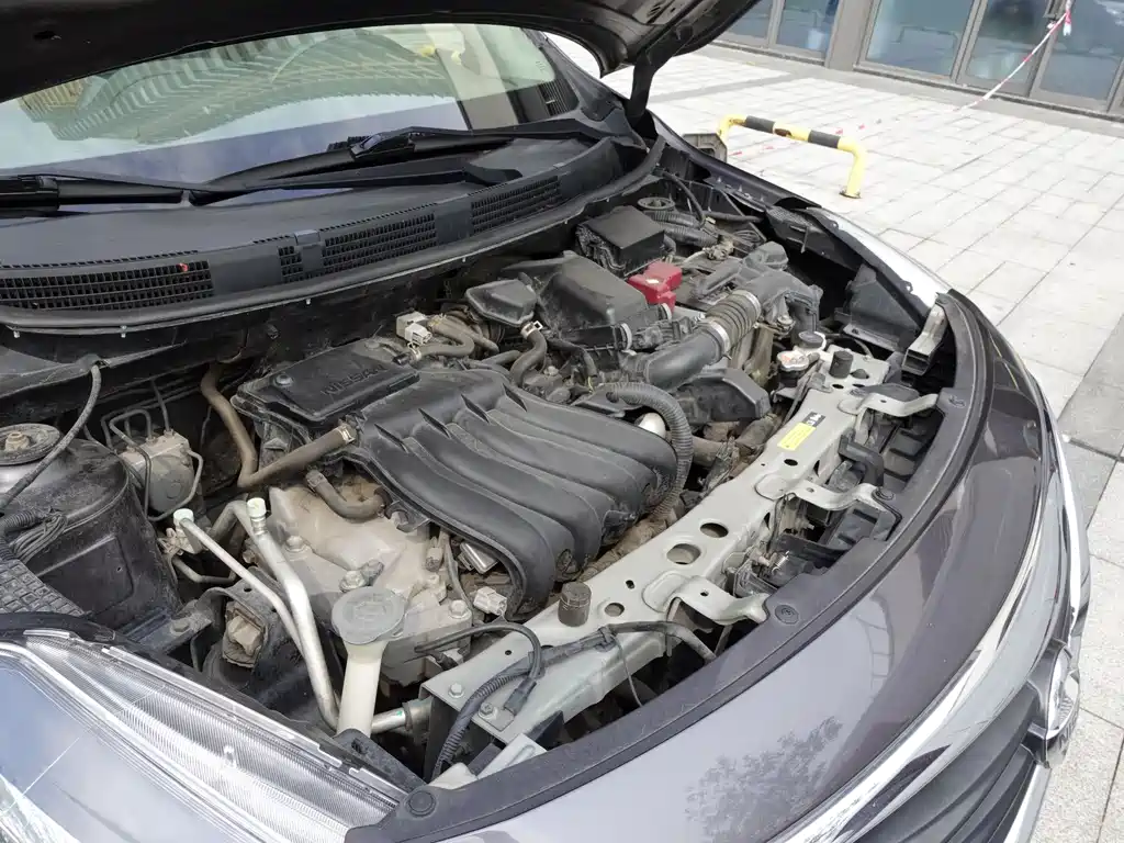 Nissan Sunny 2016 — фото 13