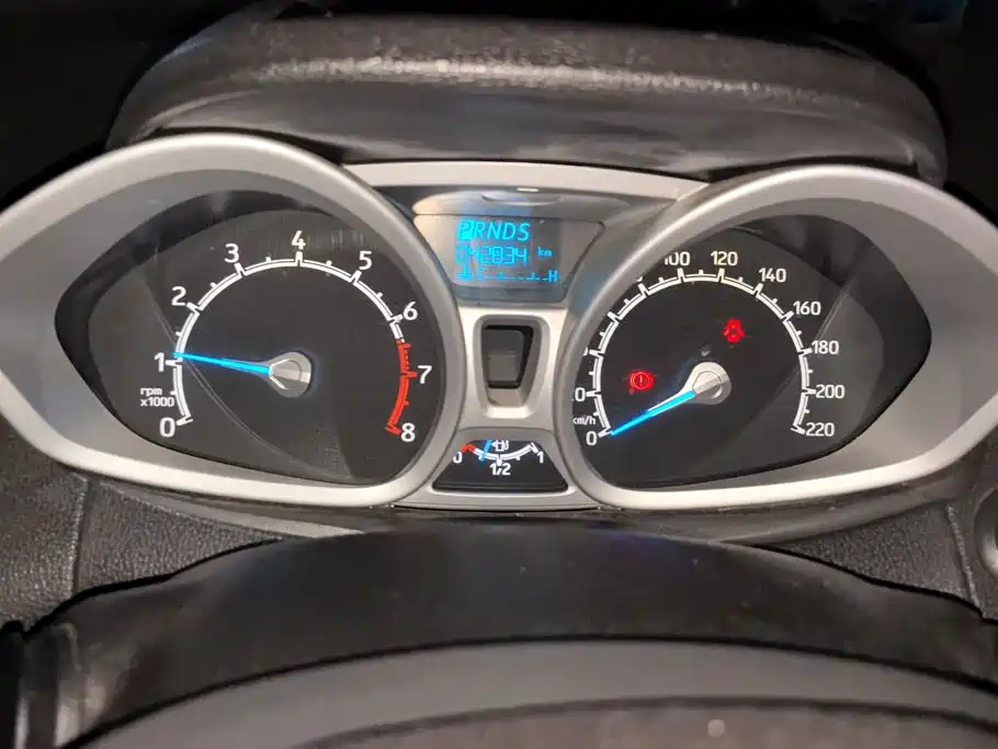 Ford EcoSport 2017 — фото 14