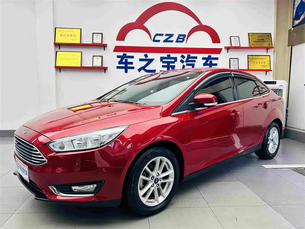 Ford Focus 2017 — фото 1