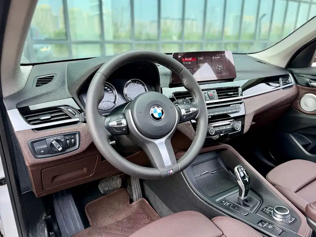 BMW X1 2021 — фото 19