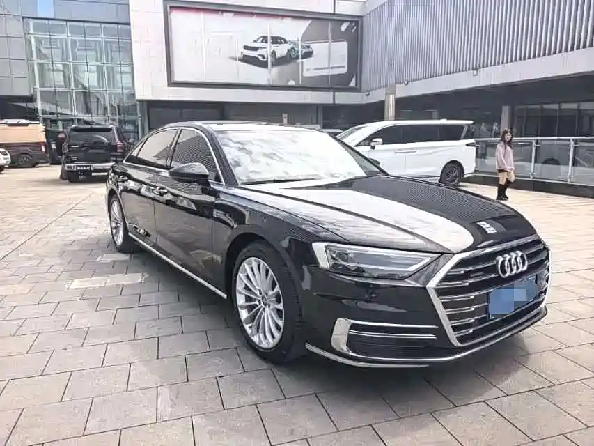 Audi A8 2020 — фото 2