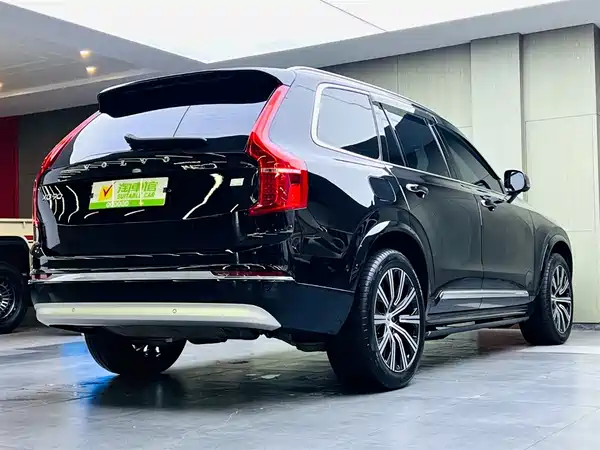Volvo XC90 Plug-In Hybrid 2022