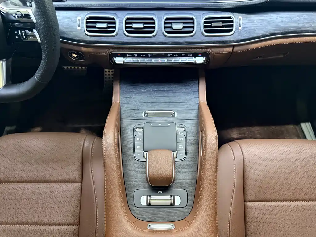 Mercedes-Benz GLS 2025 — фото 18