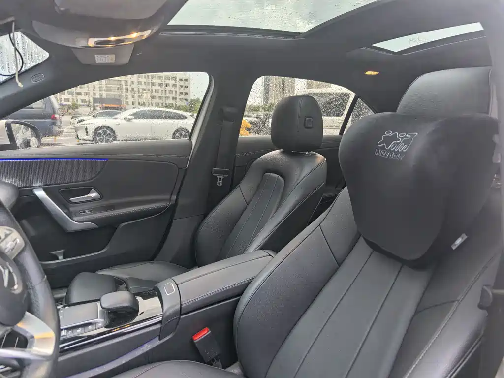 Mercedes-Benz A-Class 2022 — фото 10