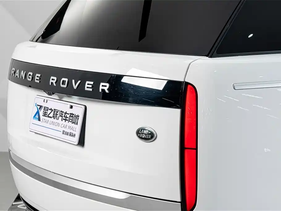 Land Rover Range Rover 2025 — фото 8