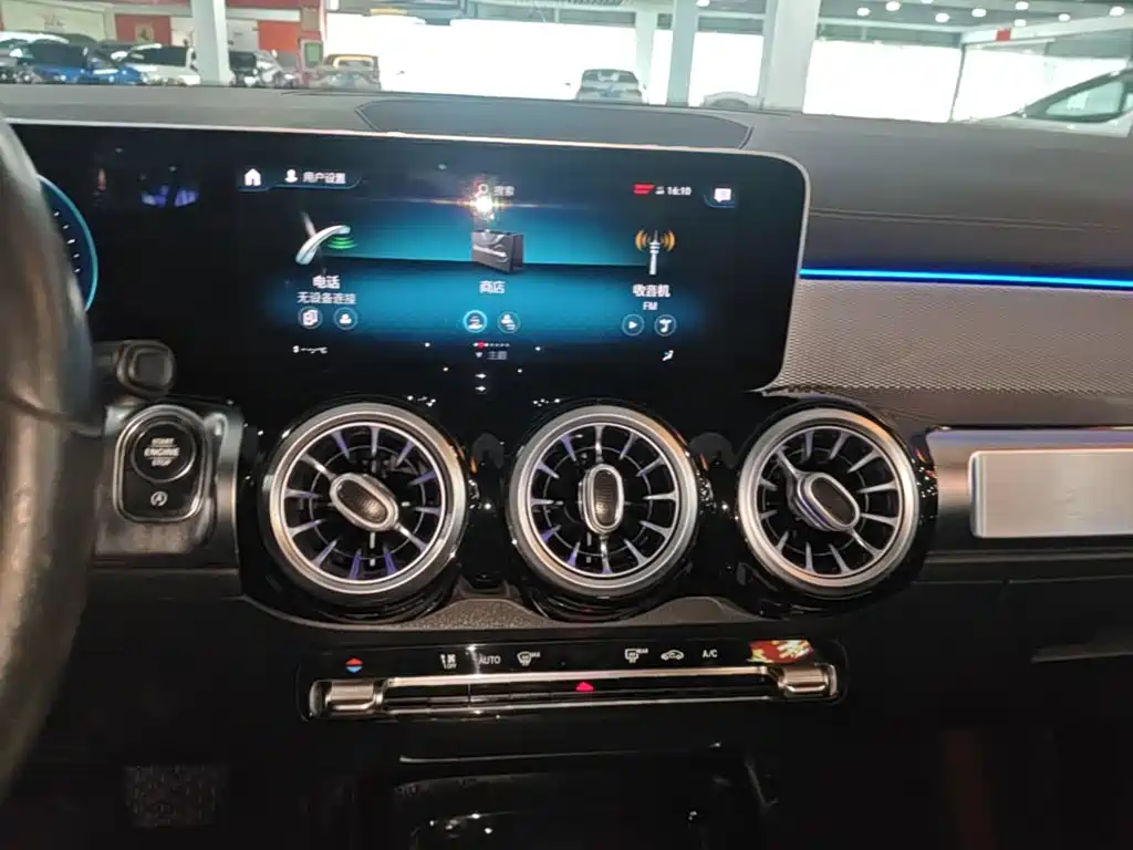Mercedes-Benz GLB 2021 — фото 13