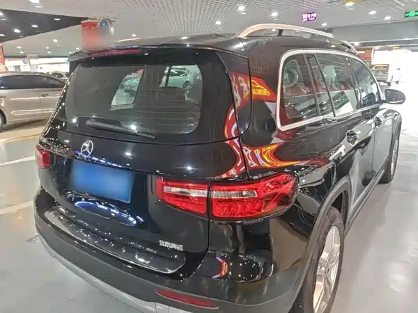 Mercedes-Benz GLB 2021