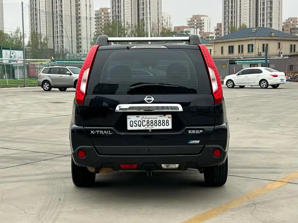 Nissan X-Trail 2012