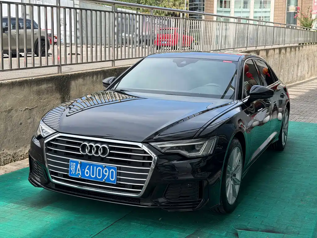 Audi A6L 2020