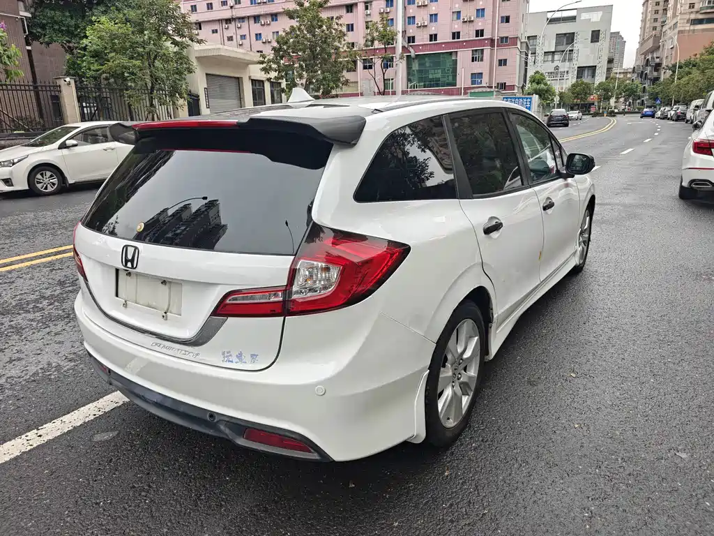 Honda Jade 2017 — фото 4