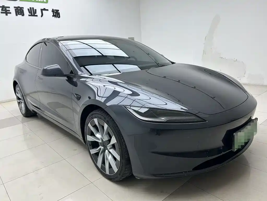 Tesla Model 3 2024 — фото 5