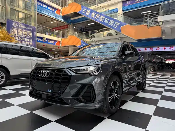 Audi Q3 2022