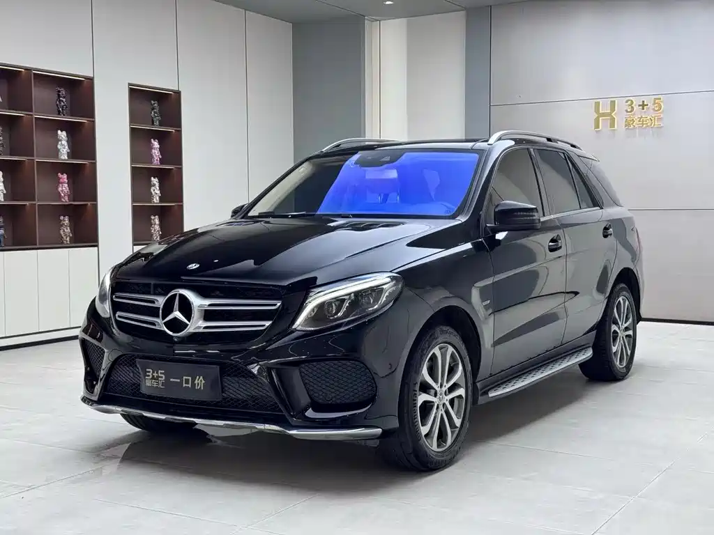 Mercedes-Benz GLE 2019 — фото 1