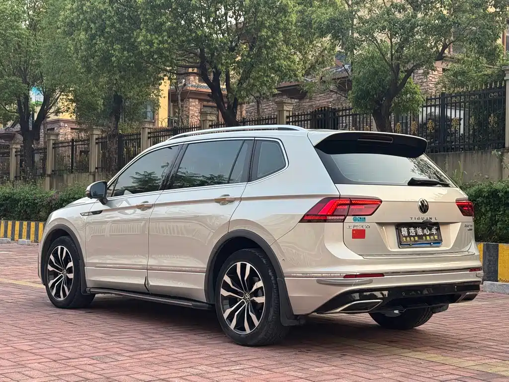 Volkswagen Tiguan L 2021 — фото 6