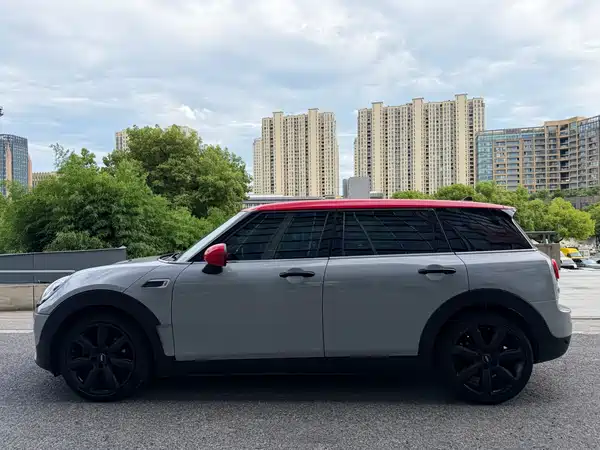 MINI Clubman 2016
