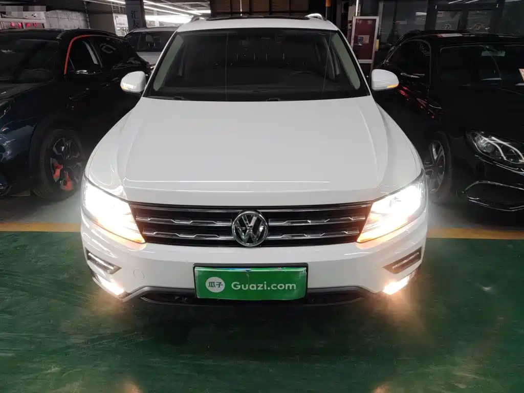 Volkswagen Tiguan L 2020 — фото 3