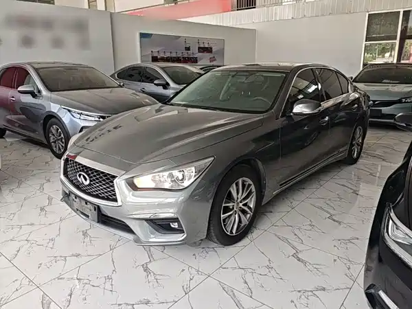 Infiniti Q50L 2020